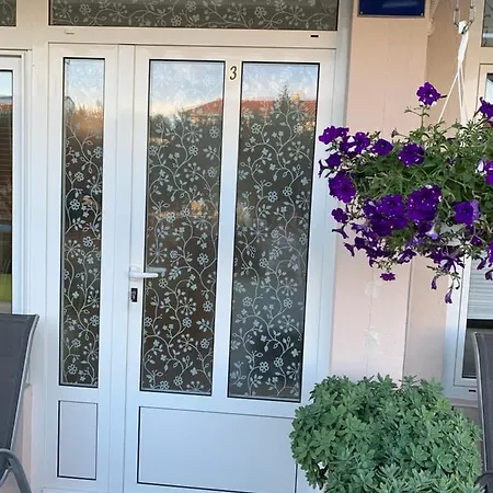 Petra Apartament *