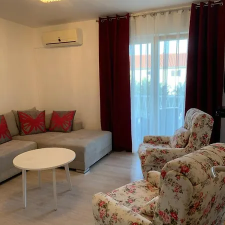 Petra Apartament *